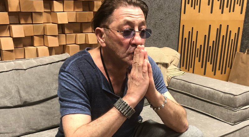 Григорий Лепс скрывается от бывшей жены.